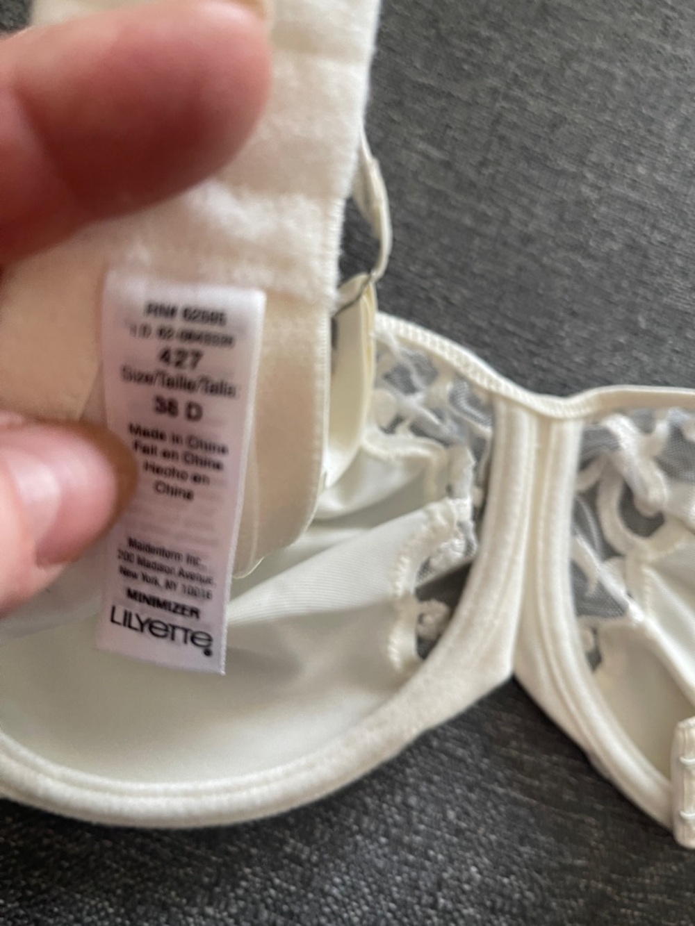 Lilyette Ivory Lace-Trim Underwire Bra - Picture 4 of 5
